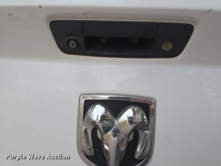 image for item LW9957 2014 Dodge Ram 1500 Quad Cab pickup truck