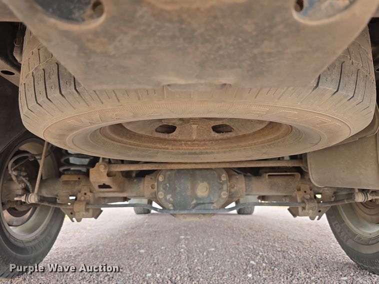 image for item LW9957 2014 Dodge Ram 1500 Quad Cab pickup truck