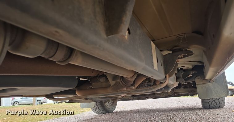 image for item LW9957 2014 Dodge Ram 1500 Quad Cab pickup truck