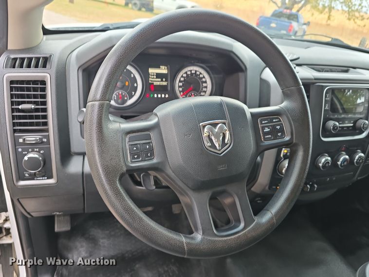 image for item LW9957 2014 Dodge Ram 1500 Quad Cab pickup truck