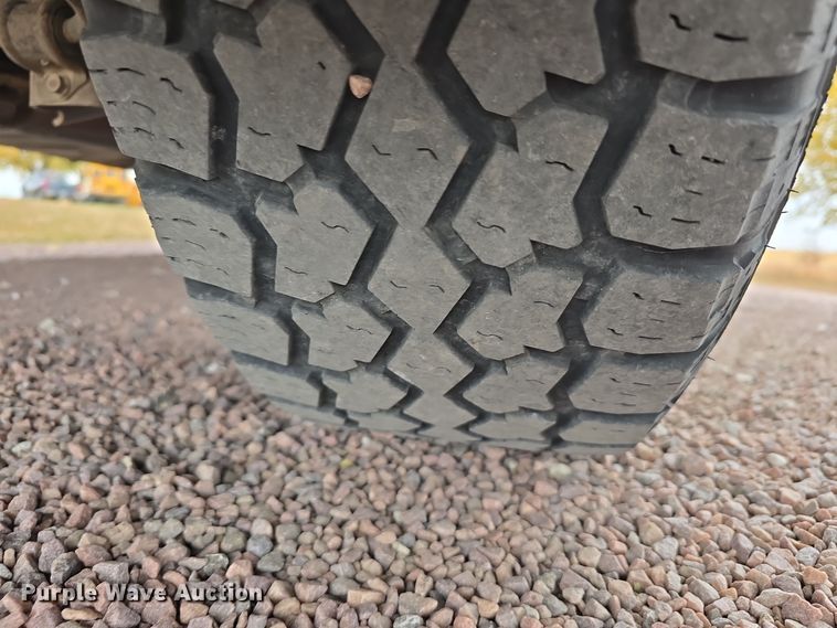 image for item LW9957 2014 Dodge Ram 1500 Quad Cab pickup truck