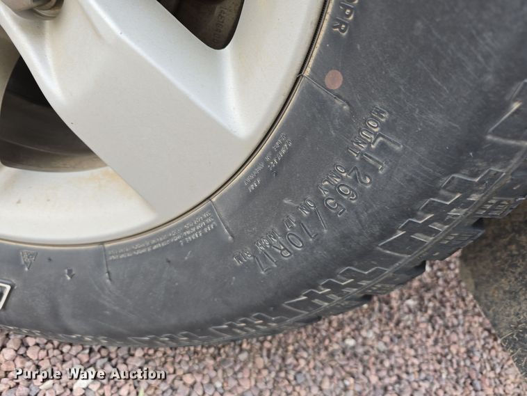 image for item LW9957 2014 Dodge Ram 1500 Quad Cab pickup truck