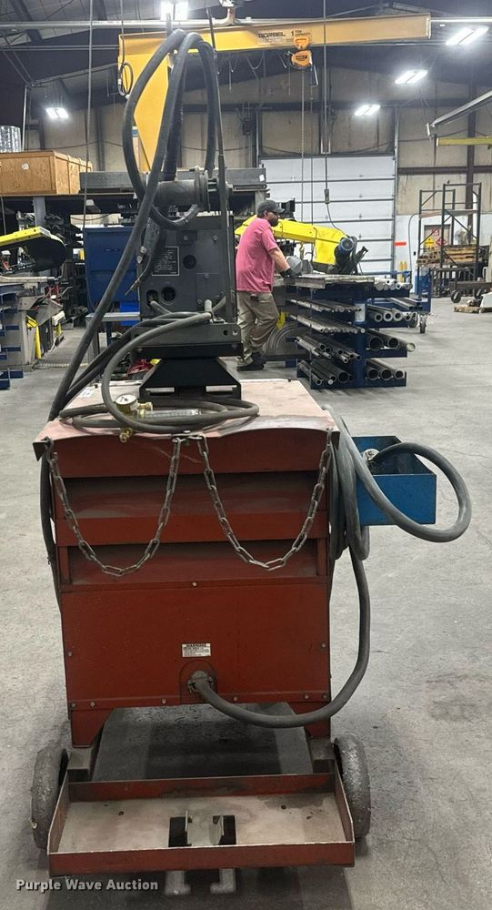 image for item MS9864 Lincoln Idealarc R3S-325 welder