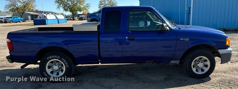 image for item MS9947 2004 Ford  Ranger XLT SuperCab pickup truck