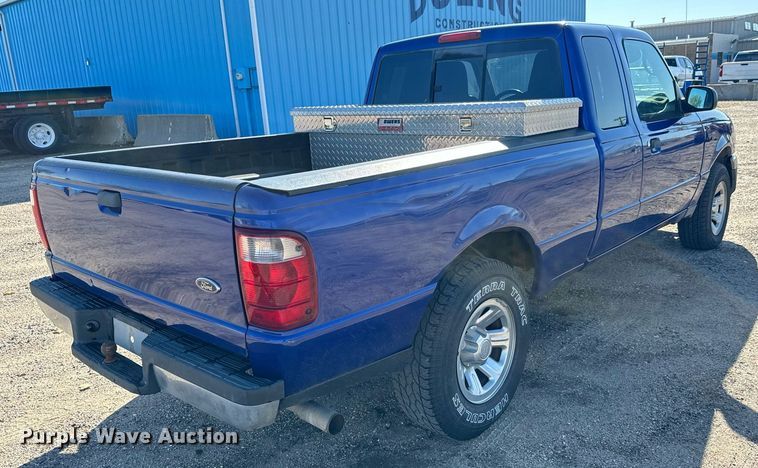 image for item MS9947 2004 Ford  Ranger XLT SuperCab pickup truck