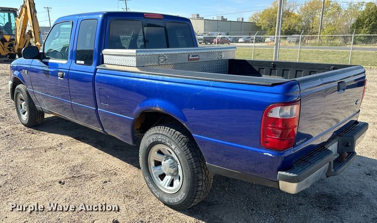 image for item MS9947 2004 Ford  Ranger XLT SuperCab pickup truck