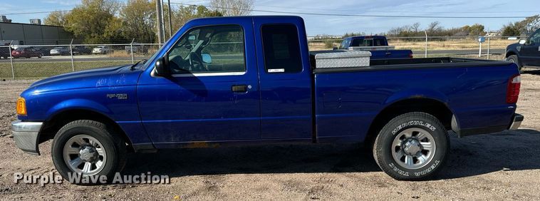 image for item MS9947 2004 Ford  Ranger XLT SuperCab pickup truck