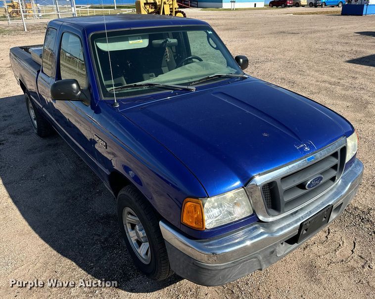 image for item MS9947 2004 Ford  Ranger XLT SuperCab pickup truck