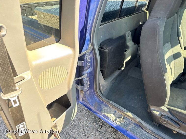 image for item MS9947 2004 Ford  Ranger XLT SuperCab pickup truck