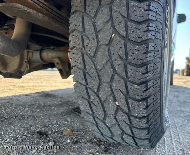 image for item MS9947 2004 Ford  Ranger XLT SuperCab pickup truck