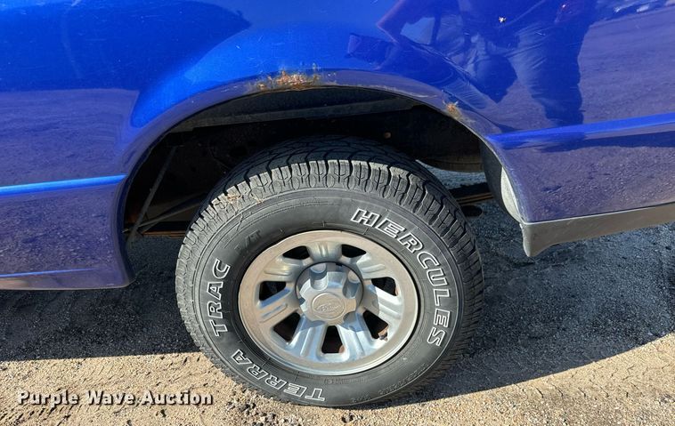 image for item MS9947 2004 Ford  Ranger XLT SuperCab pickup truck