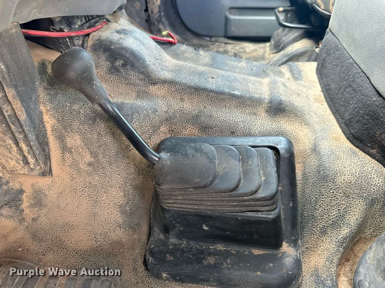 image for item MS9949 2014 Ford F450 Super Duty XL  Crew Cab utility / service truck