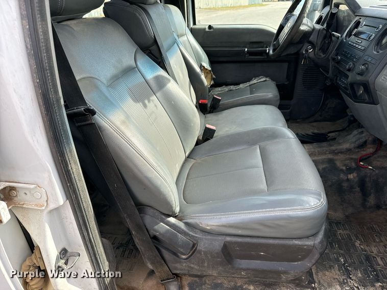 image for item MS9949 2014 Ford F450 Super Duty XL  Crew Cab utility / service truck