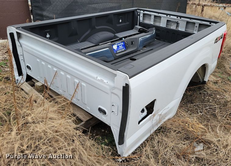 image for item OH9342 Ford F350 pickup truck bed