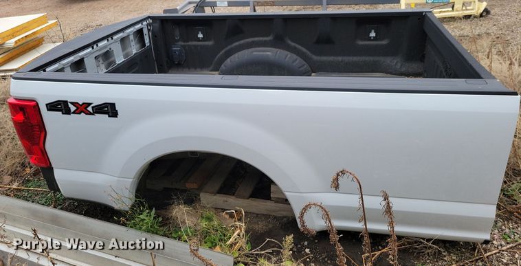 image for item OH9342 Ford F350 pickup truck bed