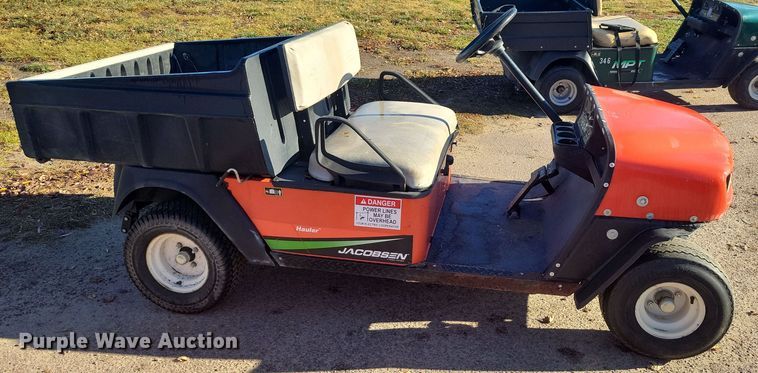 image for item OH9351 Jacobsen utility vehicle