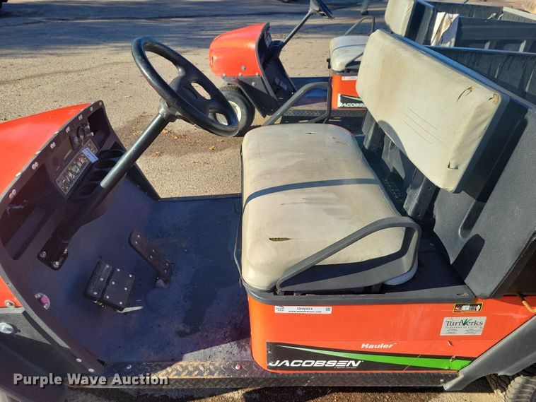 image for item OH9351 Jacobsen utility vehicle