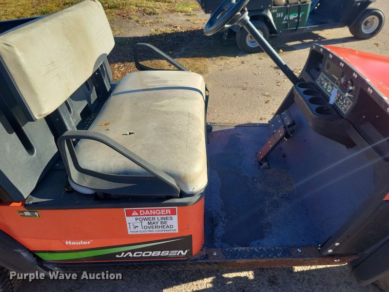 image for item OH9351 Jacobsen utility vehicle