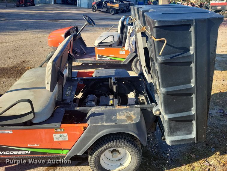 image for item OH9351 Jacobsen utility vehicle