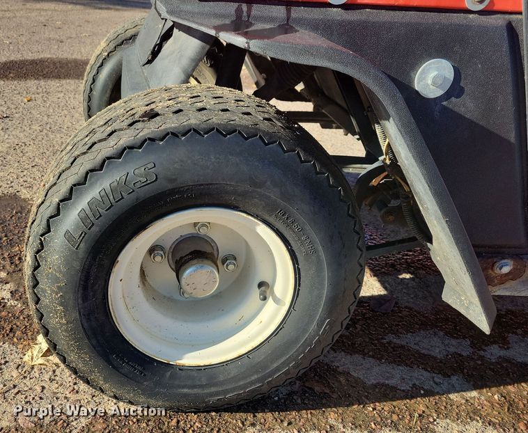 image for item OH9351 Jacobsen utility vehicle