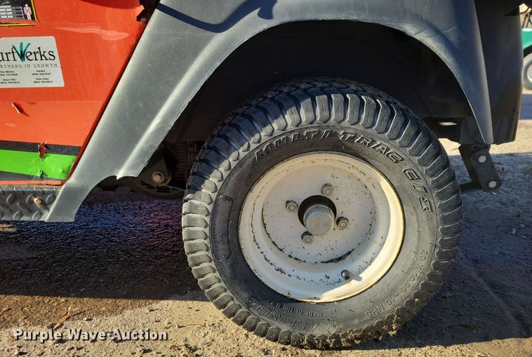 image for item OH9351 Jacobsen utility vehicle