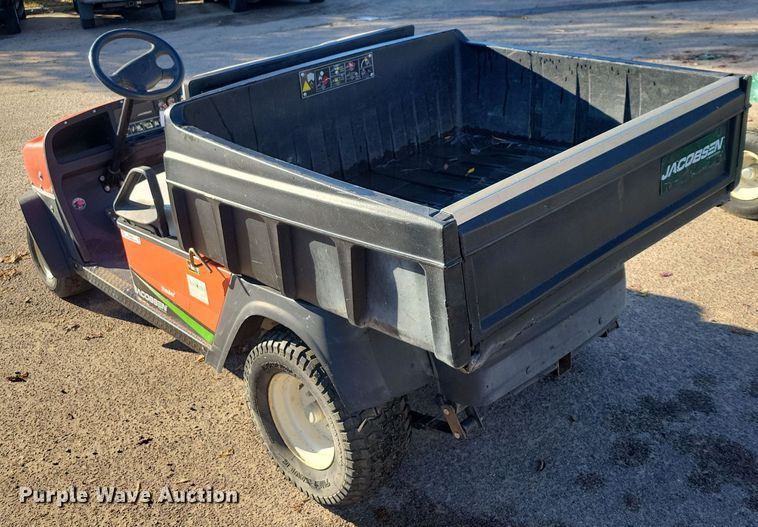 image for item OH9352 Jacobsen utility vehicle