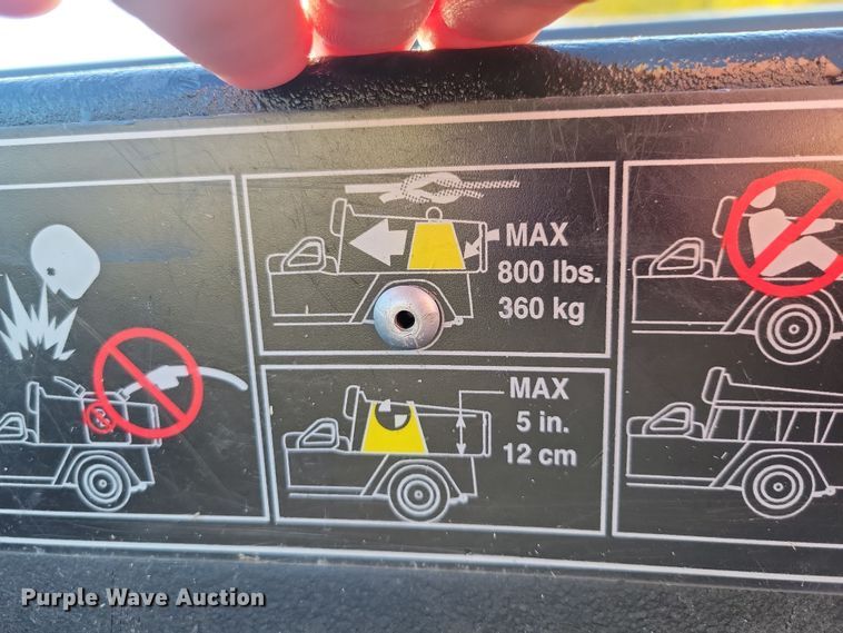 image for item OH9352 Jacobsen utility vehicle