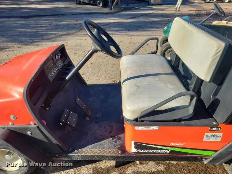 image for item OH9352 Jacobsen utility vehicle