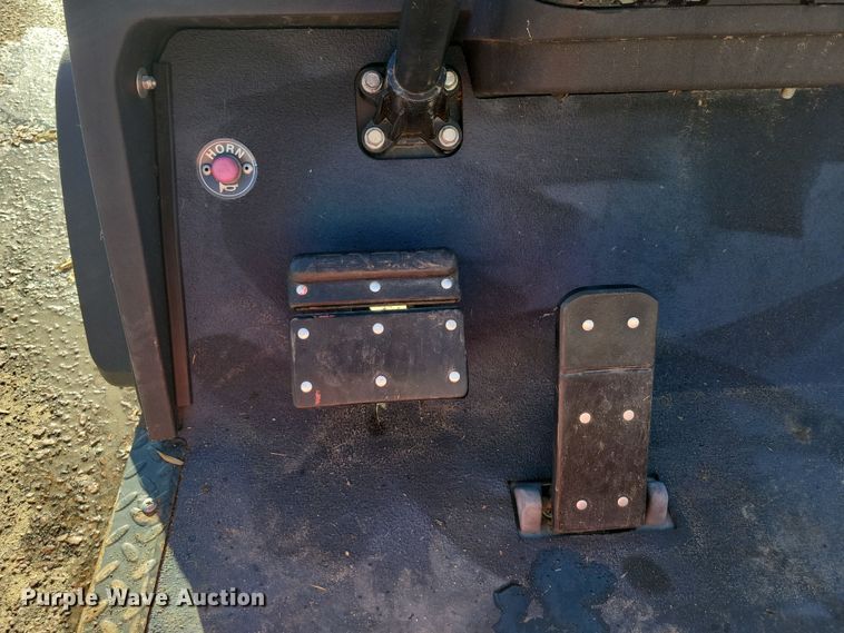 image for item OH9352 Jacobsen utility vehicle