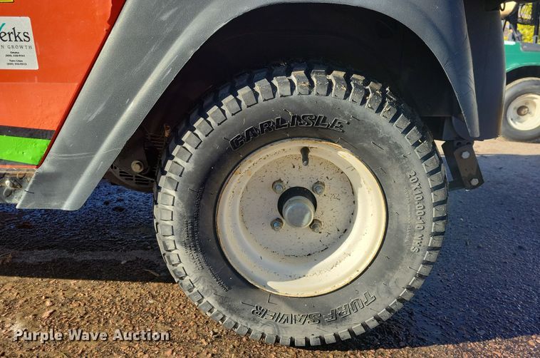 image for item OH9352 Jacobsen utility vehicle