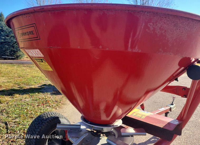 image for item OH9354 2011 Gearmore PTB560 spreader