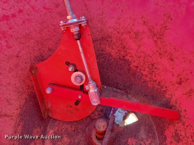 image for item OH9354 2011 Gearmore PTB560 spreader
