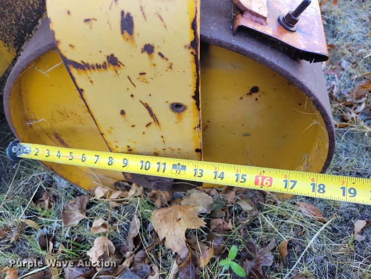 image for item OH9357 Wolfpac 2500 double drum roller