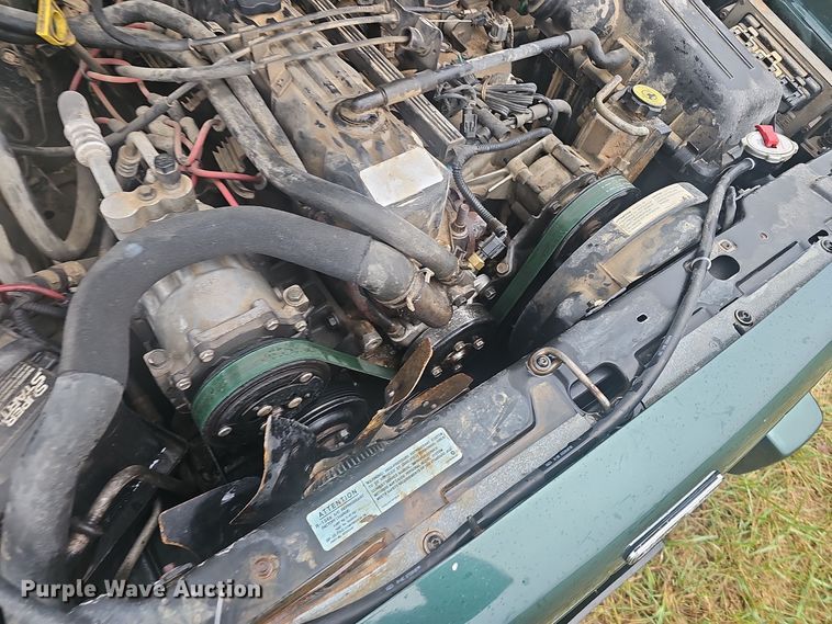 image for item OJ9045 1999 Jeep Cherokee SUV