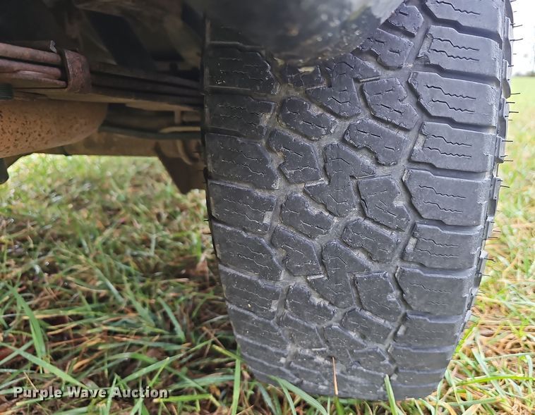 image for item OJ9045 1999 Jeep Cherokee SUV