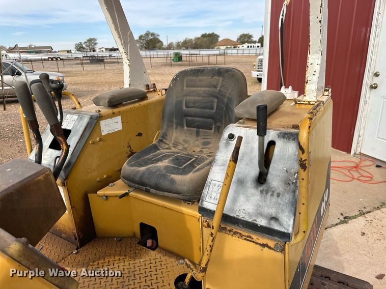 image for item DD3430 Komatsu D20A dozer