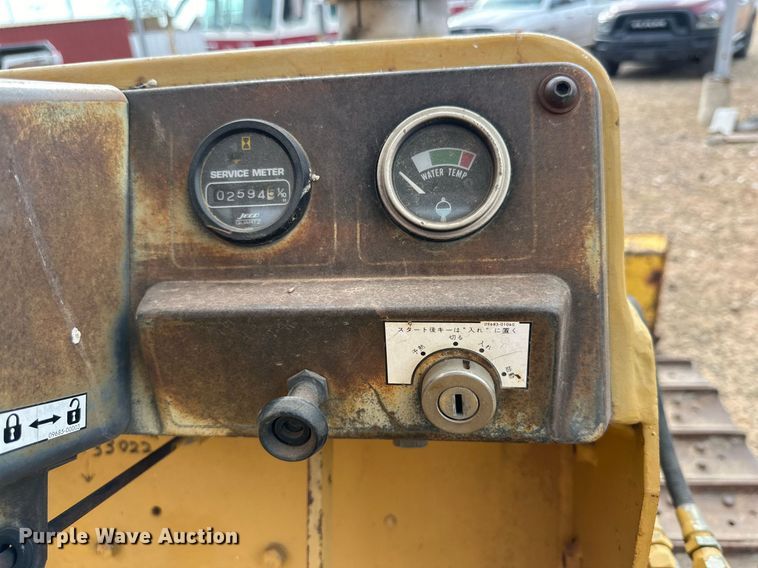 image for item DD3430 Komatsu D20A dozer