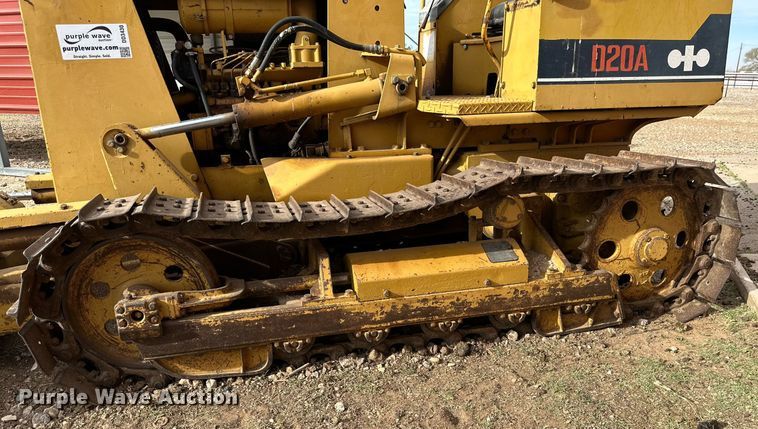 image for item DD3430 Komatsu D20A dozer