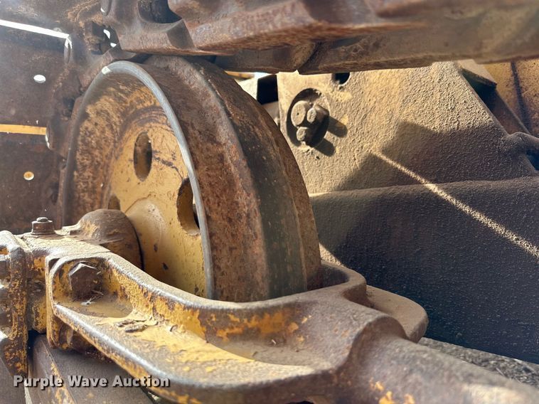 image for item DD3430 Komatsu D20A dozer