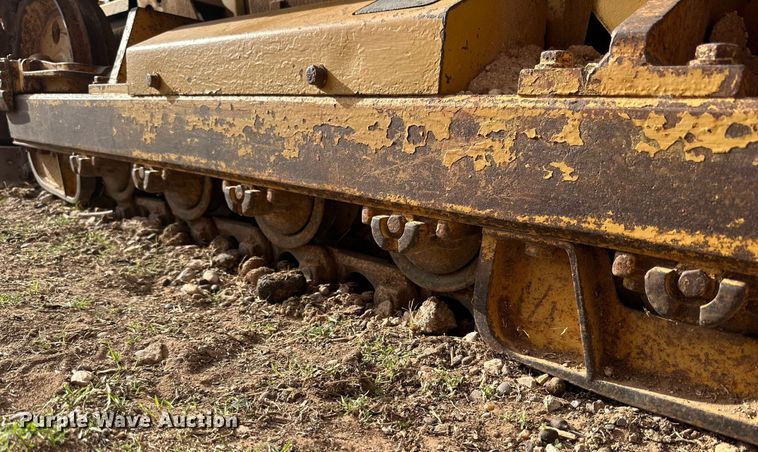 image for item DD3430 Komatsu D20A dozer