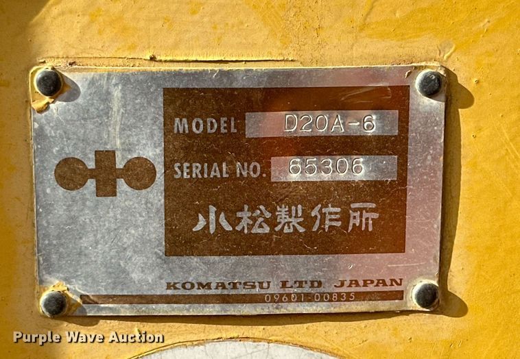 image for item DD3430 Komatsu D20A dozer