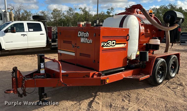 image for item DD3436 2011 Ditch Witch FX30 vacuum excavator