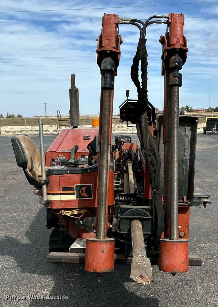 image for item DD3441 1998 Ditch Witch JT1720 directional boring unit