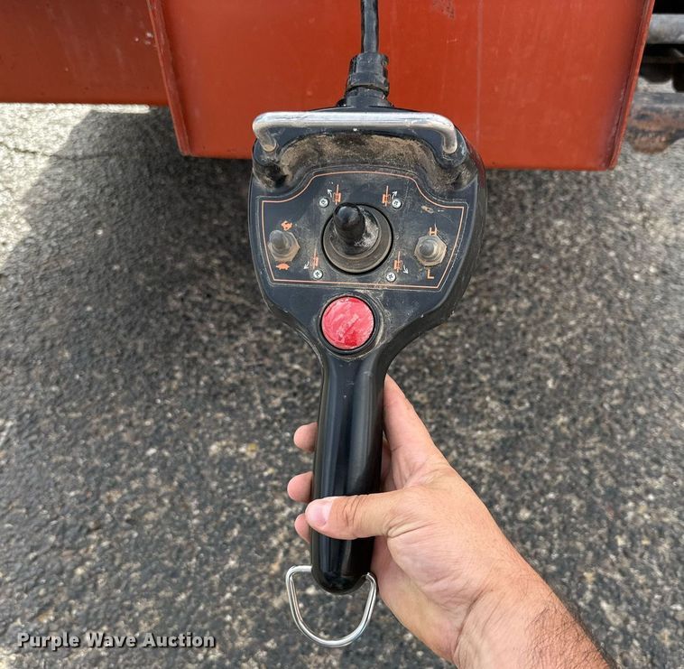 image for item DD3441 1998 Ditch Witch JT1720 directional boring unit