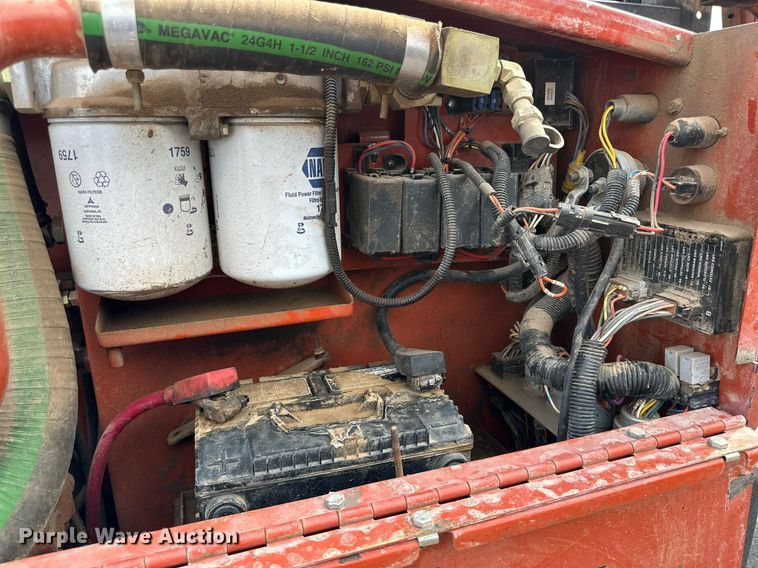 image for item DD3441 1998 Ditch Witch JT1720 directional boring unit