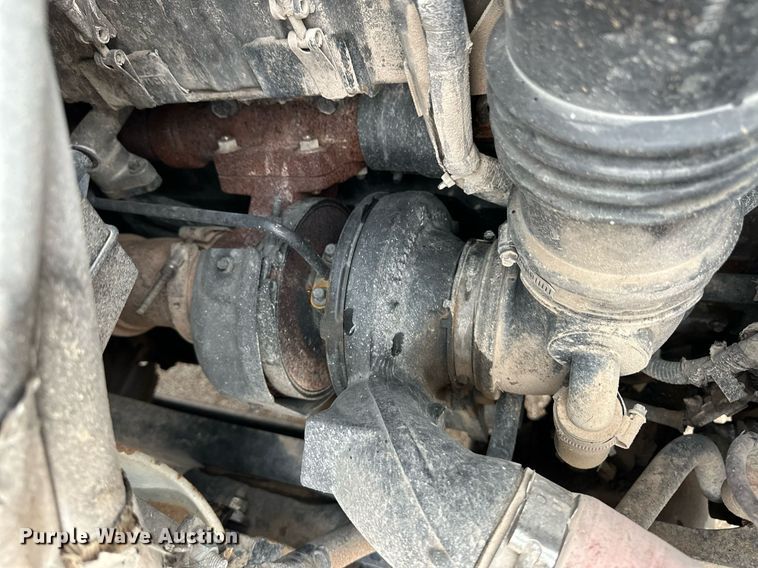 image for item DL0482 2009 International WorkStar 7300 bucket truck