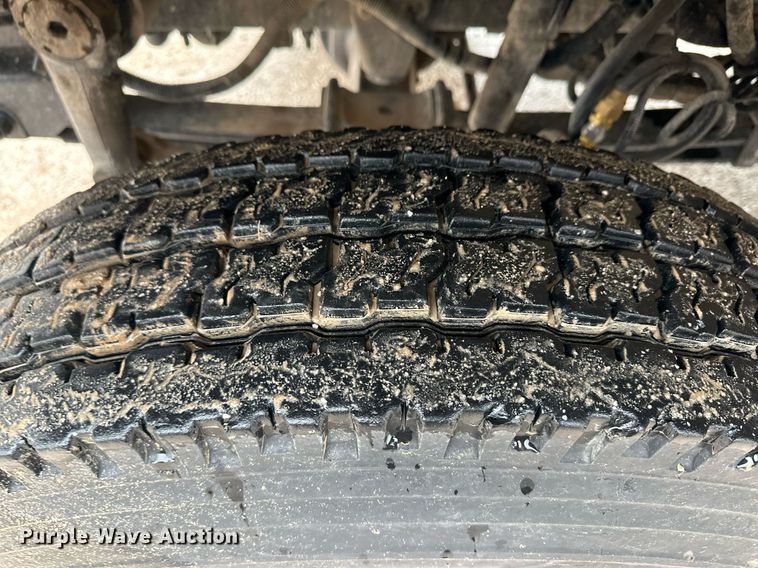 image for item DL0482 2009 International WorkStar 7300 bucket truck