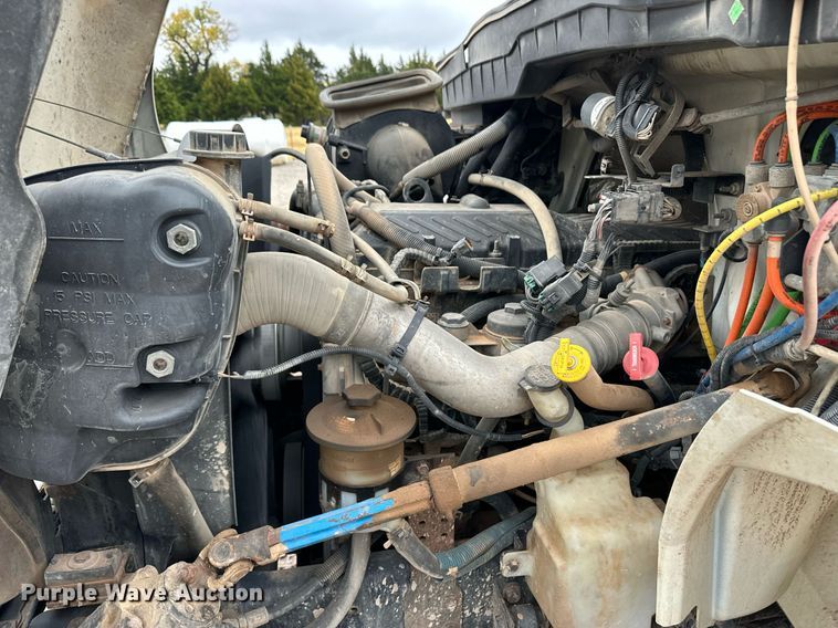 image for item DL0483 2009 International DuraStar 4300 bucket truck