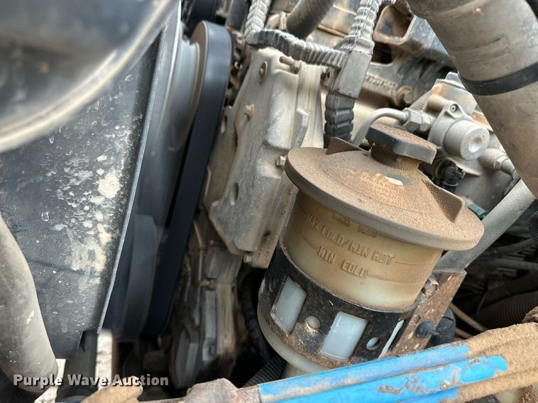 image for item DL0483 2009 International DuraStar 4300 bucket truck