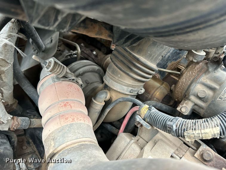 image for item DL0483 2009 International DuraStar 4300 bucket truck